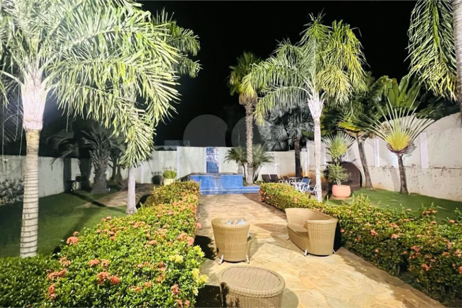 Casa térrea de alto padrão no Park Campestre 1