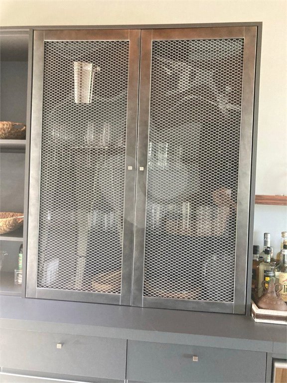 Chácara no Condomínio Vale das Laranjeiras em Indaiatuba SP - Venda - R$ 3,600.000,00 - Locaçao - R$ 30.000,00 mais encargos - Linda, espaçosa, aconchegante, acabamento de alto padrão em rua tranquila e arborizada, em um dos Condomínios mais valorizados de Indaiatuba. Com fácil acesso as principa