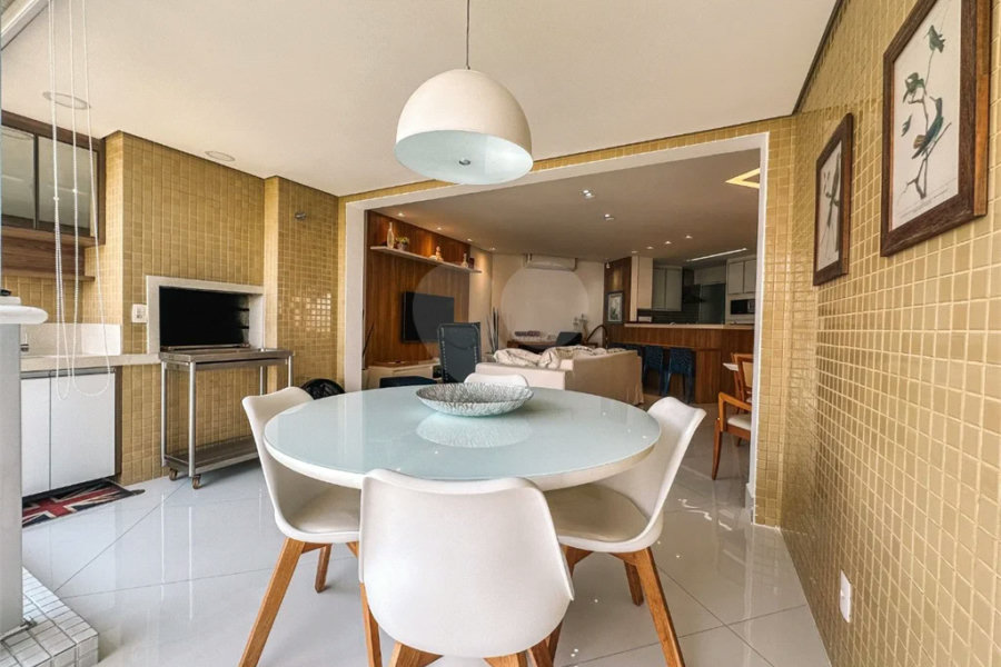 Apartamento à venda com 4 suítes em Riviera de São Lourenço, Bertioga, SP