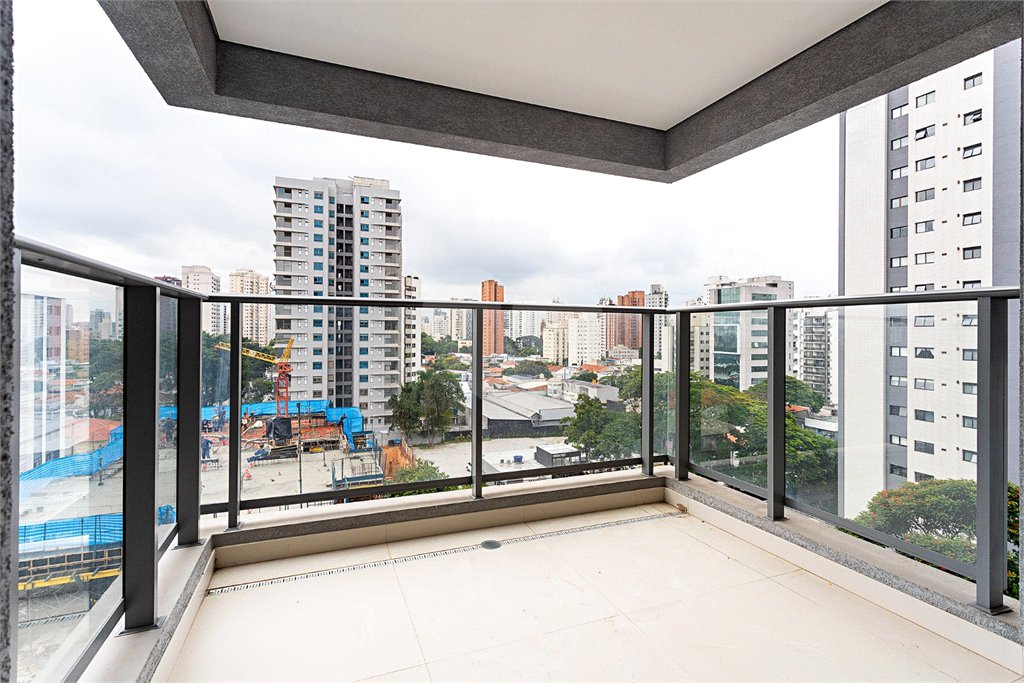 Apartamento à venda com 1 suíte em Moema, São Paulo, SP