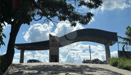 Terreno à venda no condomínio Paraíso da Montanha, Piracaia - SP