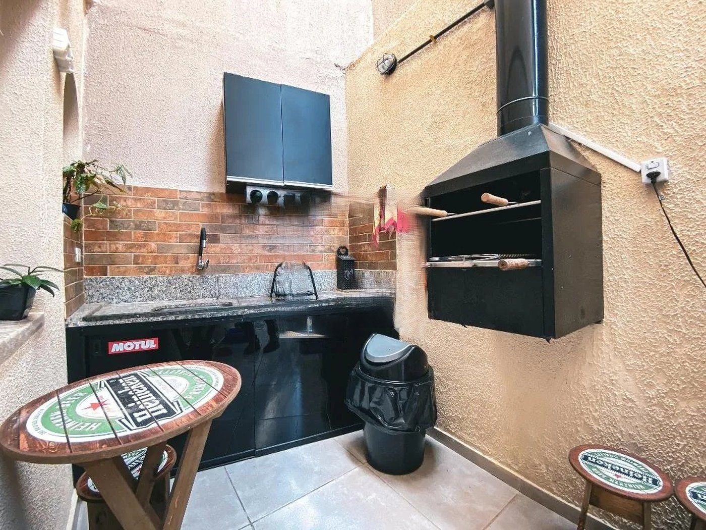 Sobrado à venda com 3 quartos, sendo 1 suíte,  em Vila Polopoli, São Paulo, SP