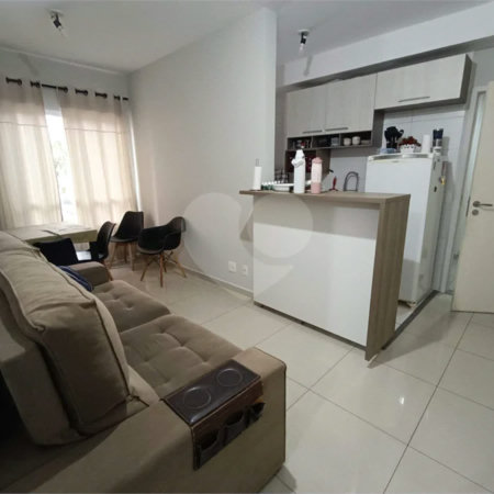 Excelente apartamento com 2 dormitórios