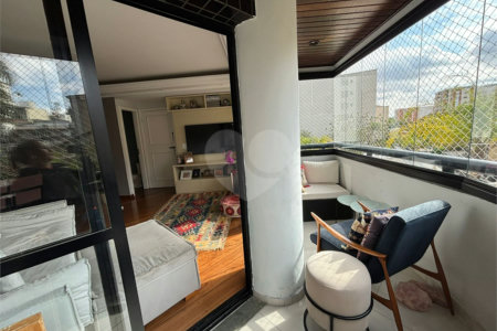 Aluguel de Apartamento de 3 dormitórios sendo 1 súite 3 vagas para locação Viva na Vila Mariana!
