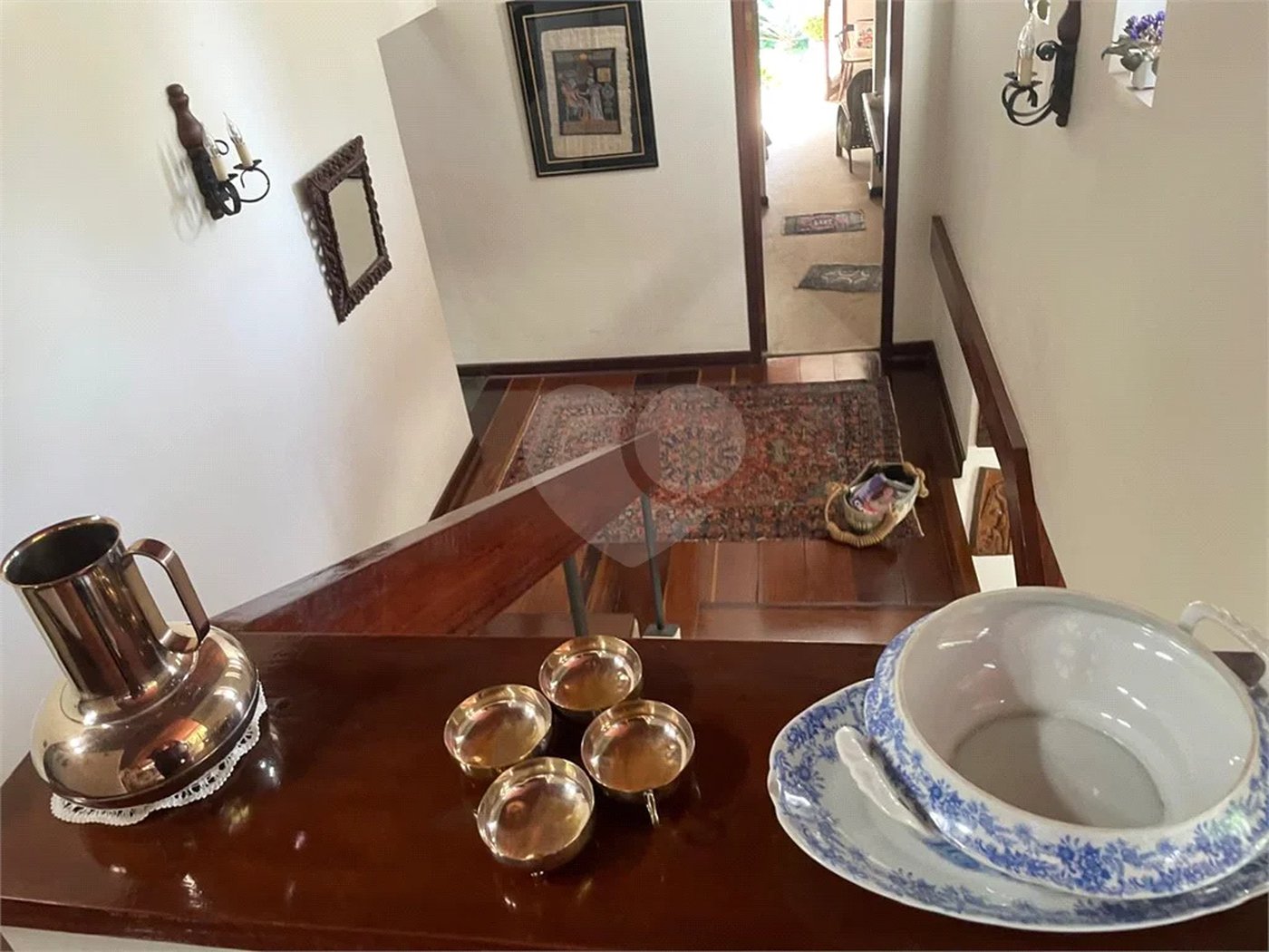 Casa à venda, 742 m², com piscina, 5 suítes, em Embu das Artes