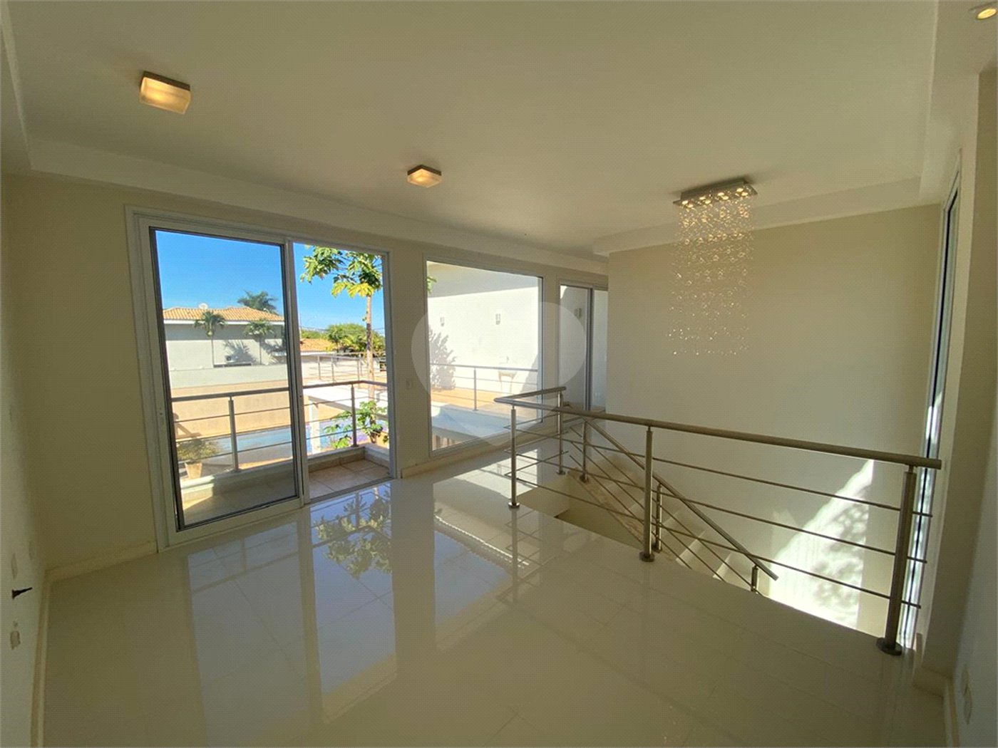 Casa á venda condomínio Damha I