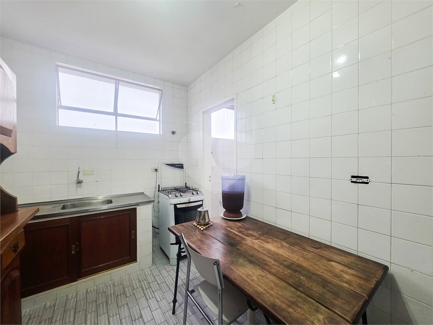 Apartamento - Sumaré - 2 Quartos / Dormitórios - 1 Vaga - Venda / Compra