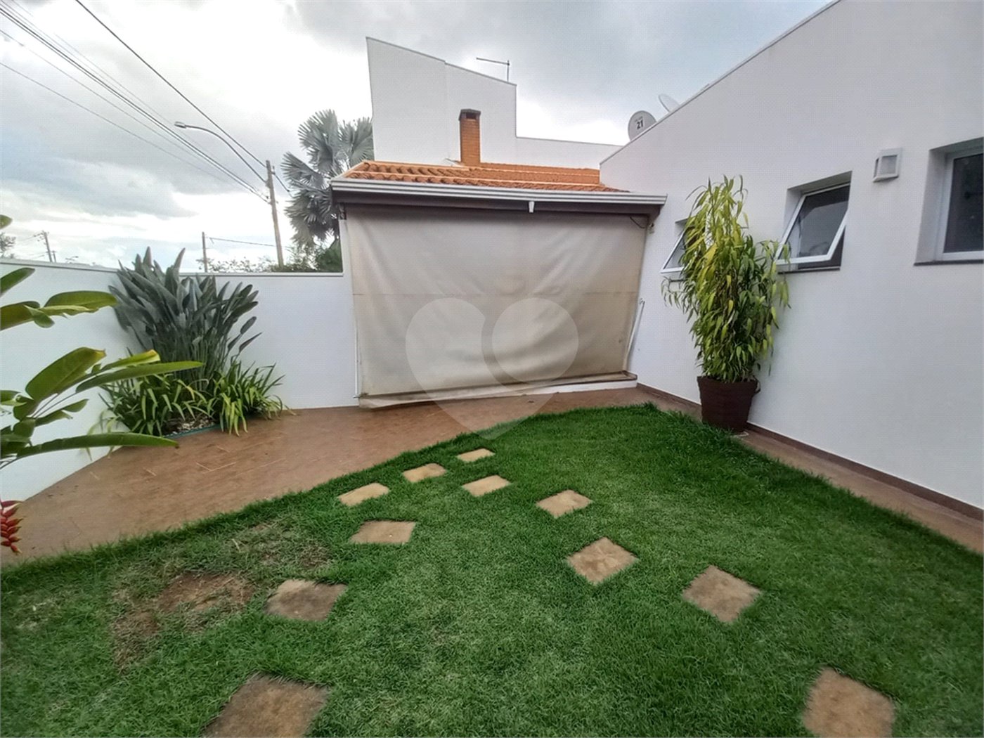 Sobrado no Damha I .