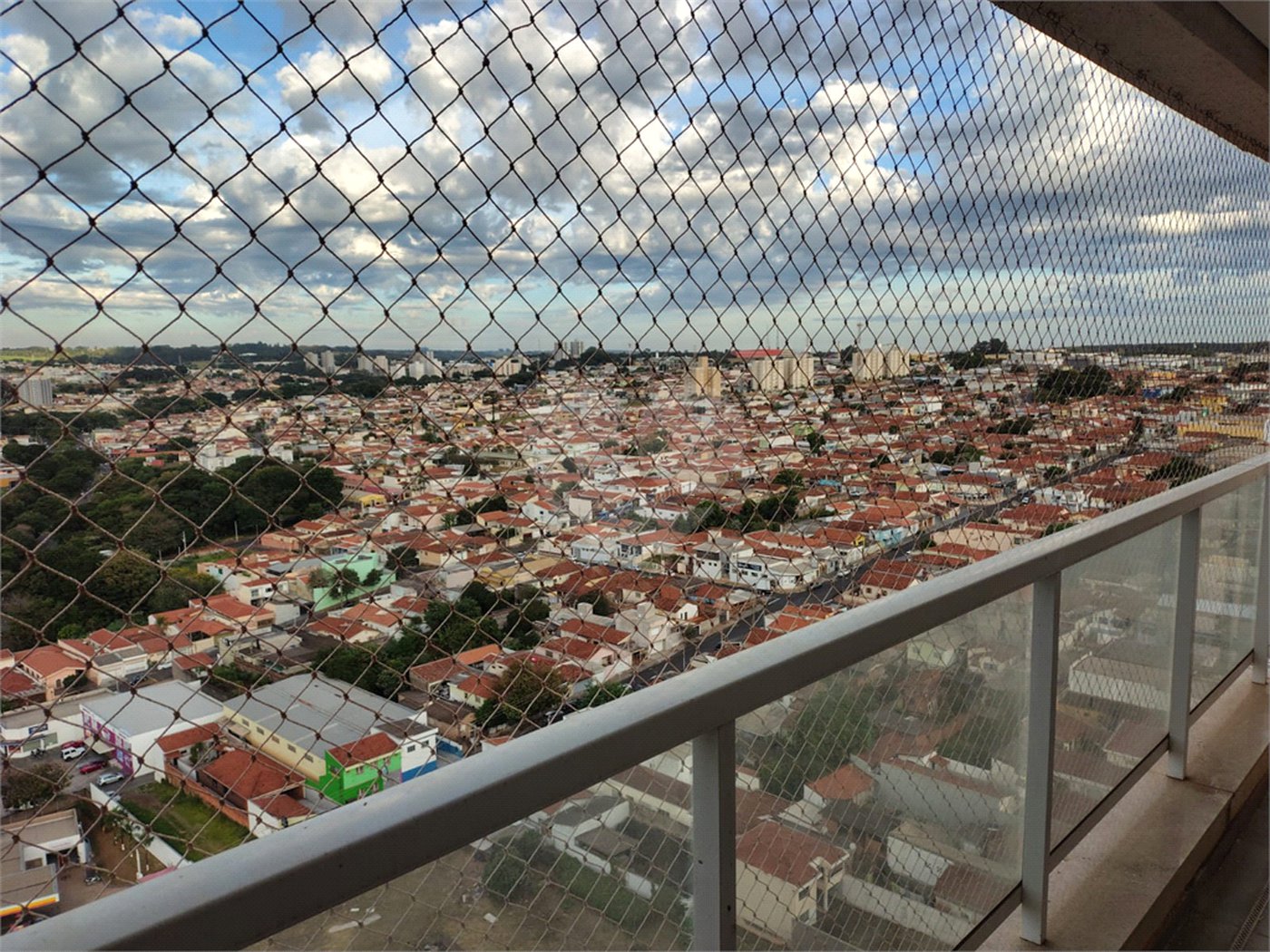 Apartamento com condomínio de clube 3 Dormitórios e 1 Suíte