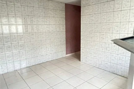 EXCELENTE SOBRADO À VENDA – 300m² DE ÁREA CONSTRUÍDA**