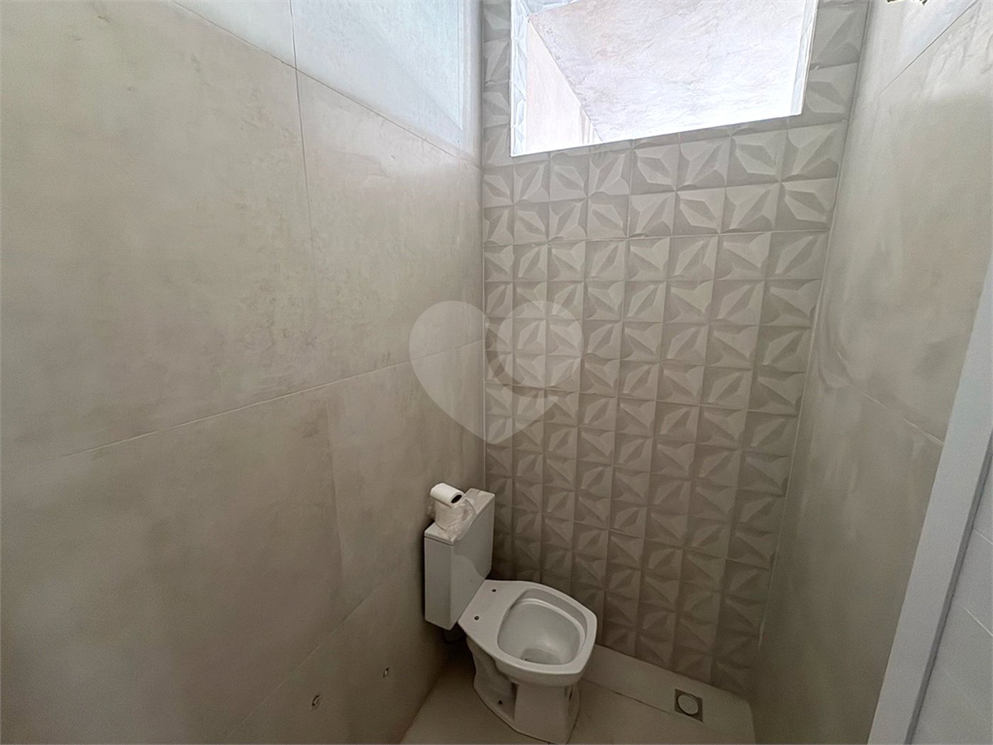 Casa em condominio em reta final de obras