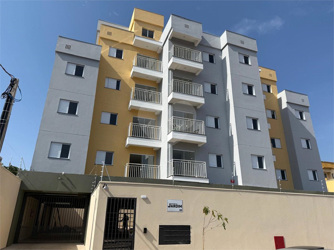 Casa á venda no Bairro Cidade Jardim