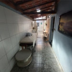 Casa Térrea com 3 dormitórios, sendo 1 suíte.