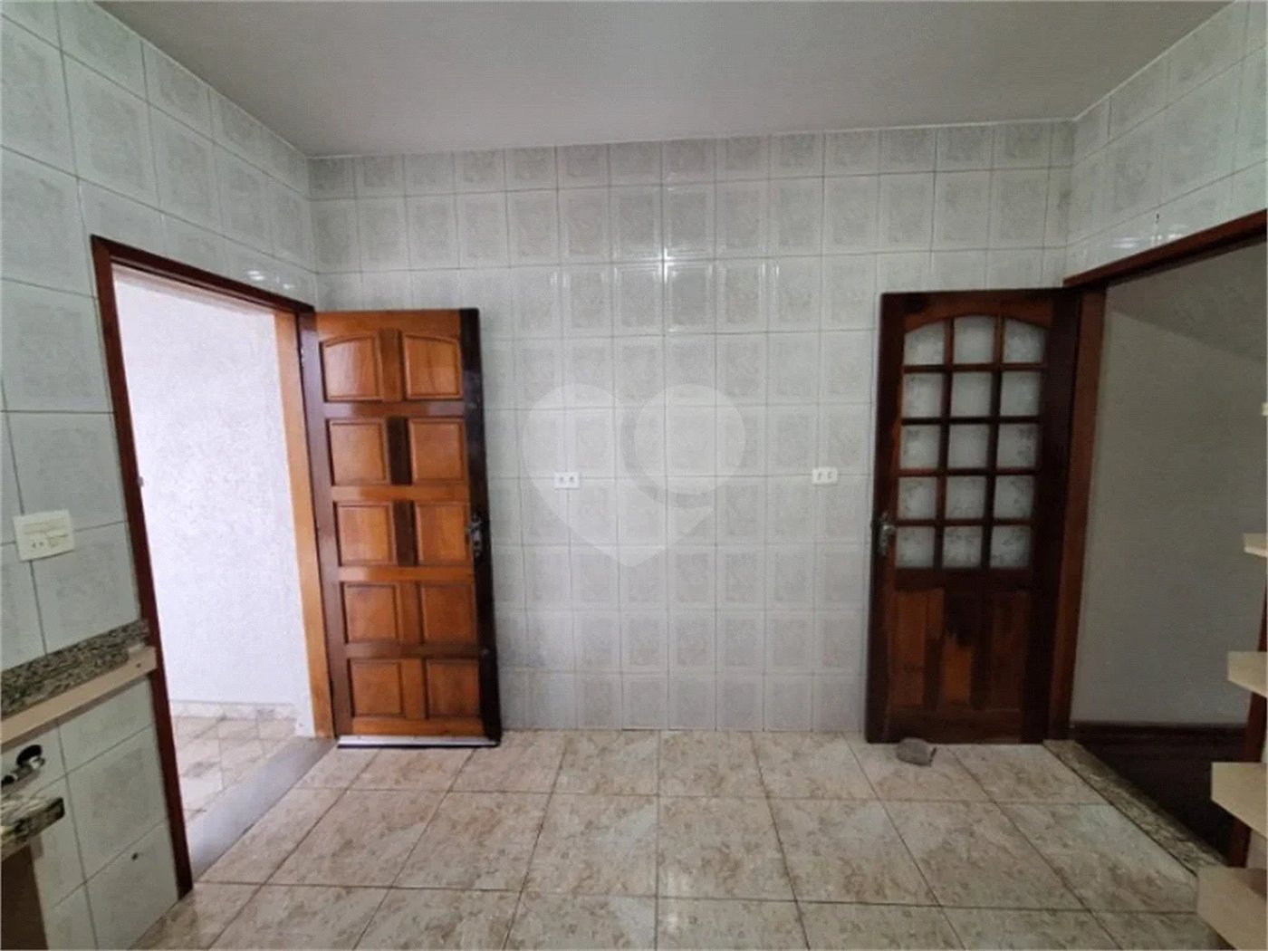 Sobrado com 2 dormitórios com 2 vagas de garagem