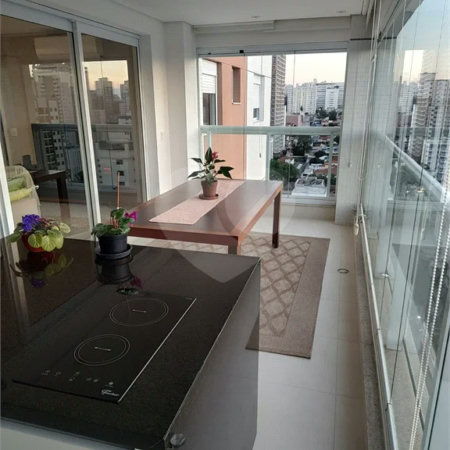 Apartamento à venda com 3 suítes em Vila Pompéia, São Paulo, SP