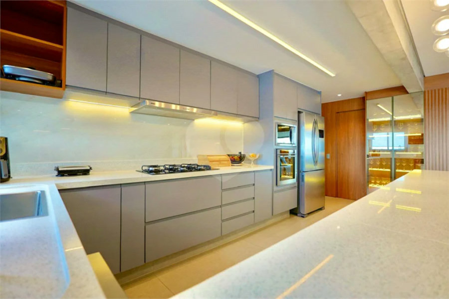 Apartamento para venda em Jardim Prudência com 3 quartos, sendo 3 suítes , 190m²