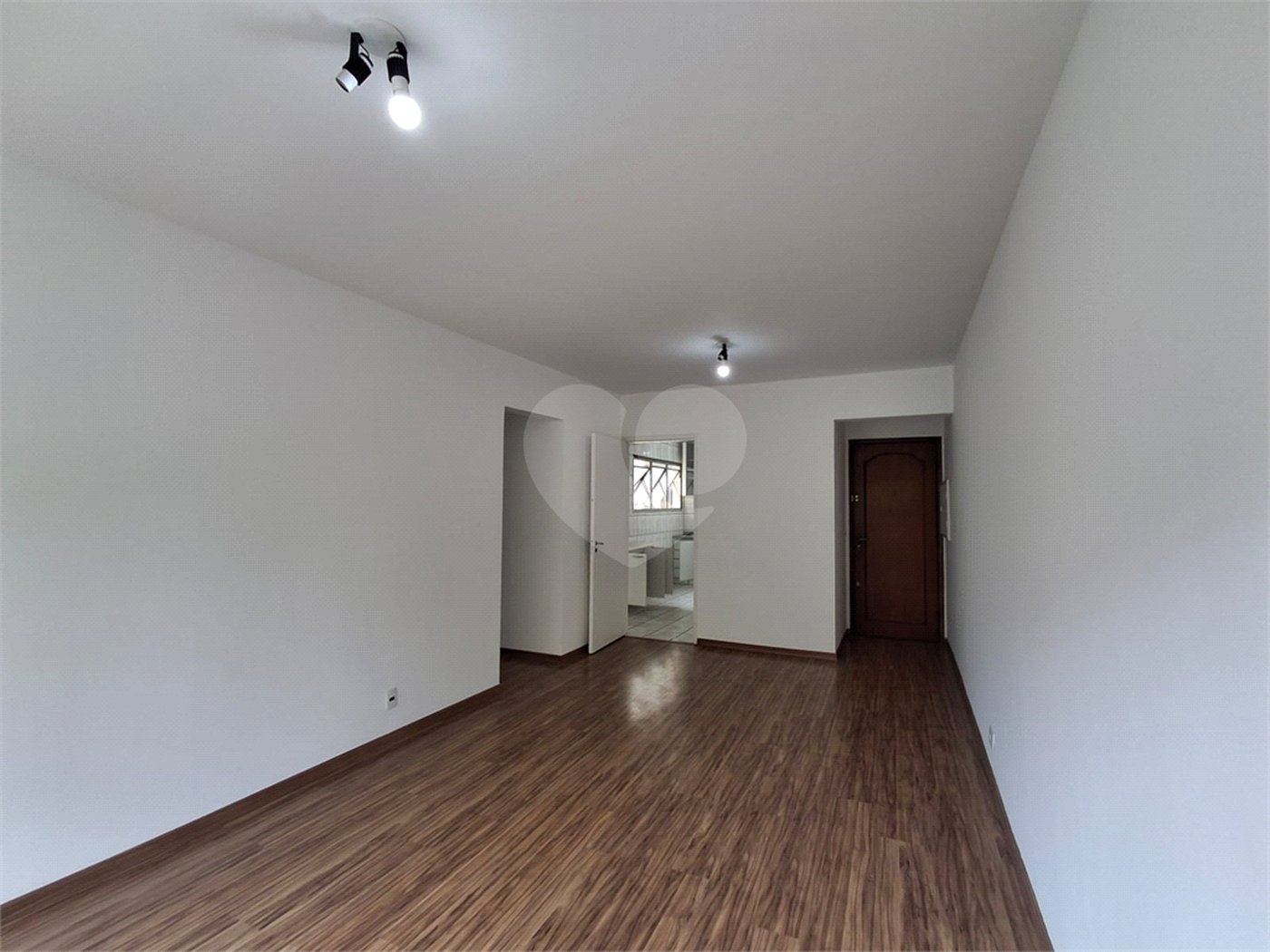 Apartamento a venda na Vila Clementino com dois dormitórios