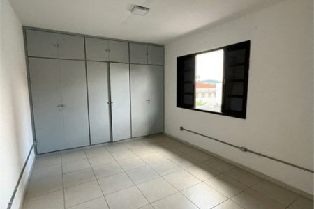 Sobrado à venda com 4 quartos, sendo 1 suíte,  em Vila Sônia, São Paulo, SP