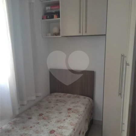 Casa com 64m², 2 quartos, 2 garagens, à venda em Itaquera