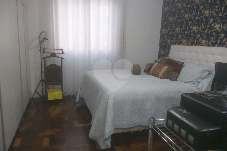 Apartamento de 3 quartos, 1 suíte, à venda no Paraíso. Impecável!