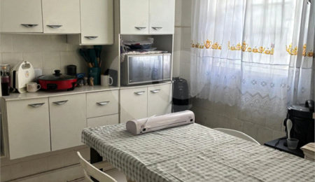 Sobrado à venda com 2 quartos em Mooca, São Paulo, SP