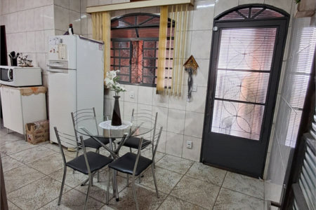 Casa à Venda na Vila Prado – São Carlos/SP