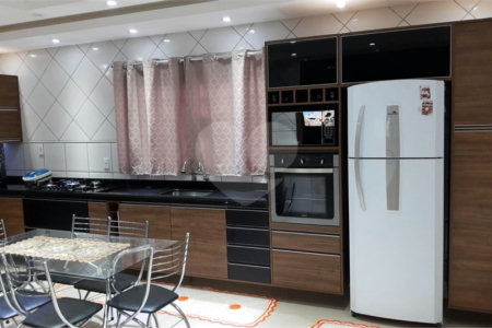 Casa à venda com 3 quartos sendo 1 suíte em Encanto do Planalto