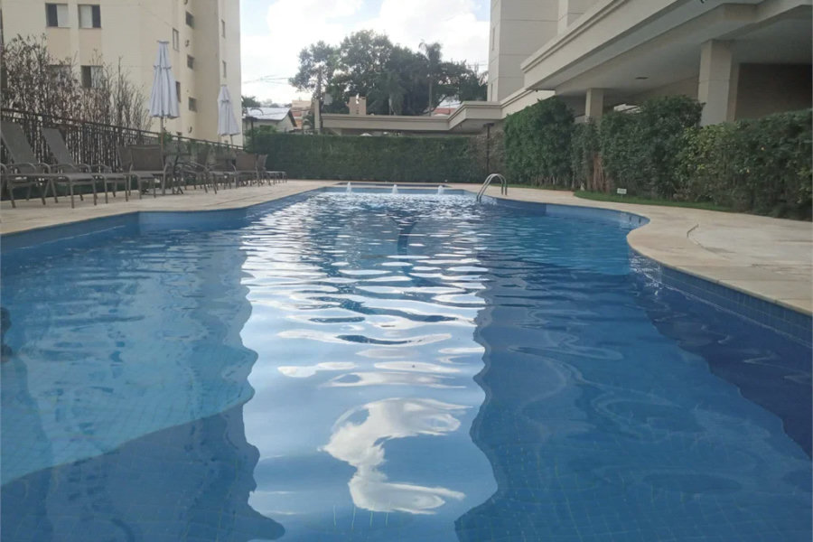Apartamento 3 dormitórios, região do Campo Belo. Condomínio com laser completo.