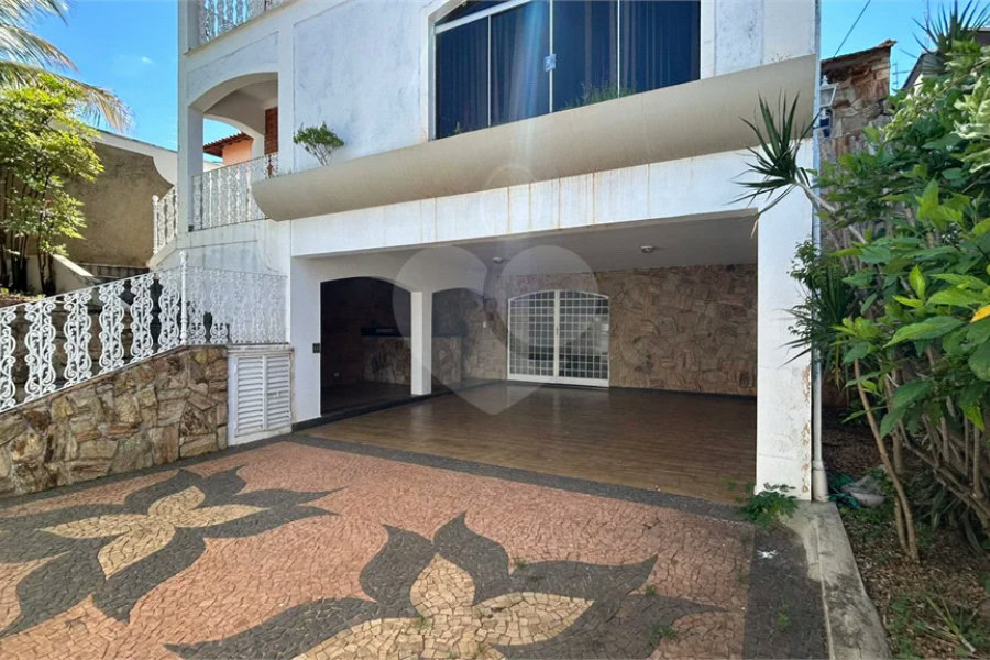 Venda Casa com 4 Dormitórios no Parque Santa Cecília