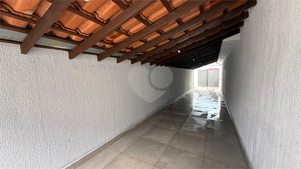 Casa a venda, composta por 2 casas separadas no Jaraguá em Piracicaba - SP.