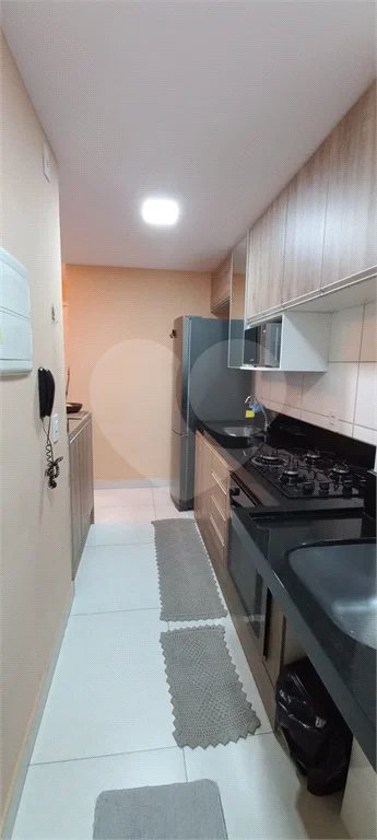 APARTAMENTO A VENDA 2 DORM SENDO 1 SUITE - VAGA DE GARAGEM COBERTA