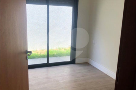 Indaiatuba - Condominio Jardins di Roma - Venda -Locação 0 R$ 10.000,00 mais encargos - condominio - R$ 650,00 - IPTU - R$ 230,00 - Terreno 300ms - construido 170 metros quadrados - Terrea - 3 quartos, uma suíte e uma demi suite , 4 banheiros , piscina - Preparado para água quente até a piscina!!