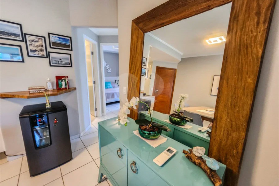 Apartamento à venda com 3 quartos, sendo 1 suíte, em Riviera de São Lourenço, Bertioga, SP