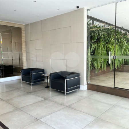SALA COMERCIAL, ESPAÇO LIVRE DE 59m2, NA ÁREA NOBRE DA BELA VISTA.