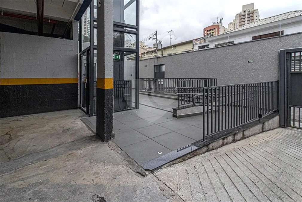 Apartamento à venda - Vila Gumercindo - 2 dormitórios - novo