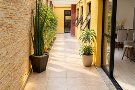 Casa à venda com 6 quartos, sendo 3 suítes, em Interlagos, São Paulo, SP