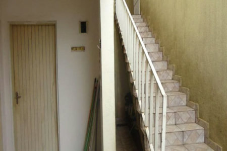 Casa à venda com 3 quartos, sendo 1 suíte,  em Jardim Esmeralda, São Paulo, SP