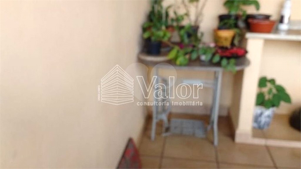 Casa térrea no Jd Hikari são Carlos
