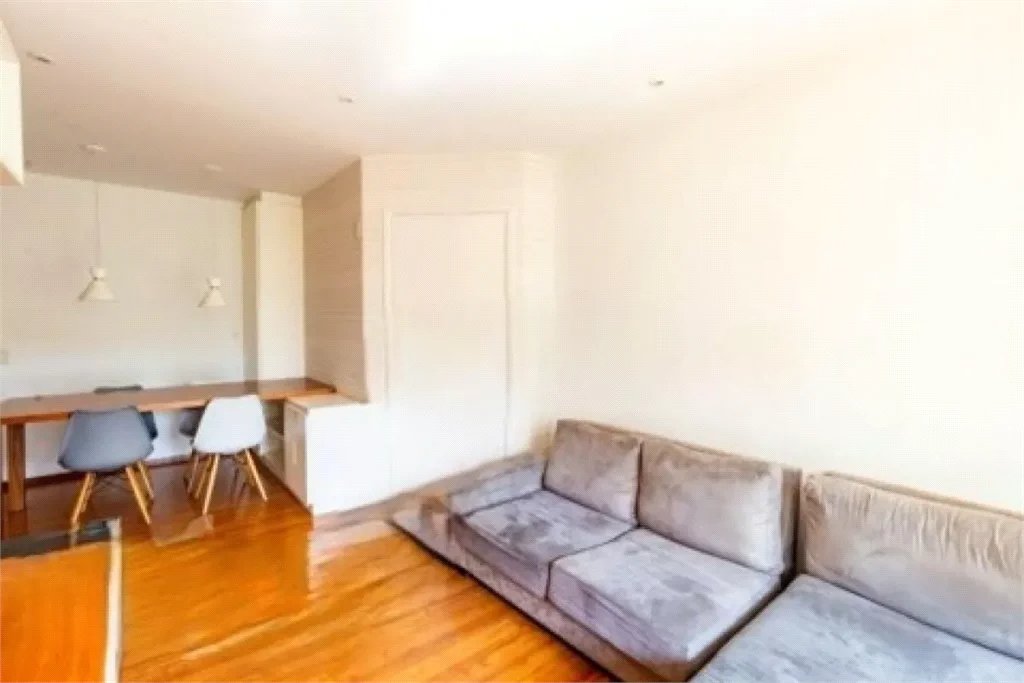 Apartamento à venda com 3 quartos, sendo 1 suíte,  em Morumbi, São Paulo, SP