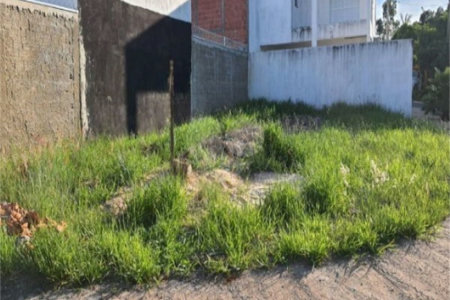 Terreno no Parque dos Flamboyant