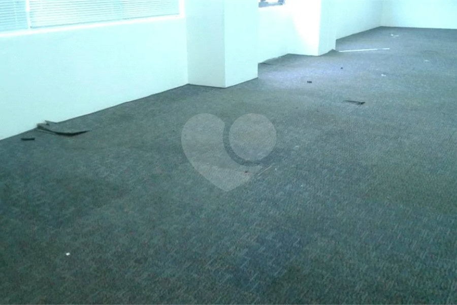 Conjunto comercial na Vila Olimpia