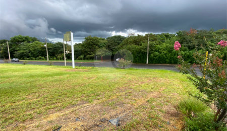 Loteamento à venda em Jardim Santa Júlia, São Carlos, SP