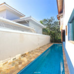 Belíssimo sobrado com piscina aquecida no Condomínio Villagio Capriccio - Louveira SP.