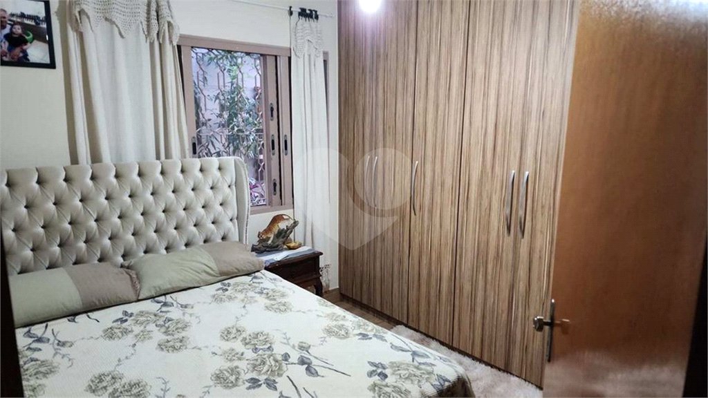 Casa térrea no Jardim Hikare