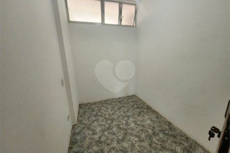 Apartamento no Edifício São Carlos