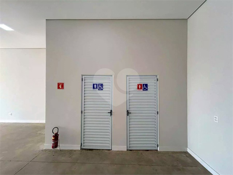 SALÃO COMERCIAL 285 m² COM MEZANINO PARA LOCAÇÃO / VENDA