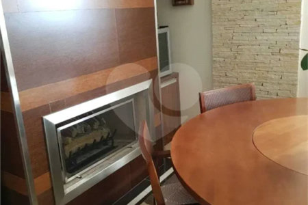 Cobertura com 250m², 3 dormitórios (2 suítes ), 2 vagas de garagem, à venda no bairro Osvaldo Cruz, em São Caetano do Sul