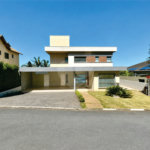 Casa á venda - Granja Viana