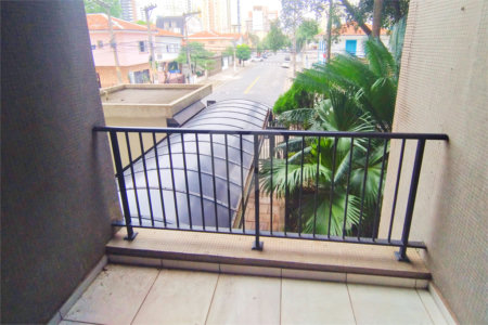 Apartamento na Saúde - 2 quartos com 1 suíte, varanda e 2 vagas
