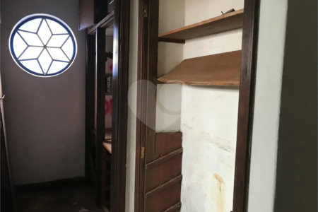 CASA À VENDA COLOCADA COM A SANTA CASA